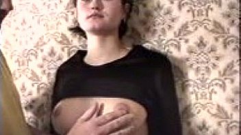 Novinha russa sendo a