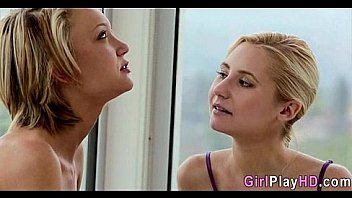 Lesbians in heat 0520