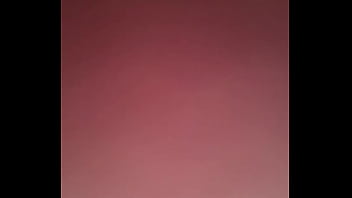 Explorando dentro de su ano