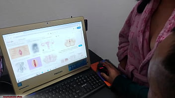 Aula de anatomia e punheta sexo com madrasta de peitos naturais milf