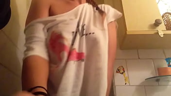 Teen brunette girlfriend showing beautiful tits