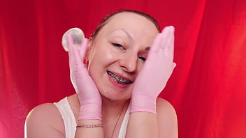 Face and gloves arya grander