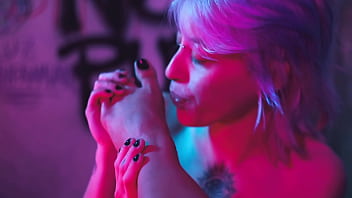 Foot fetish & strap on fucking