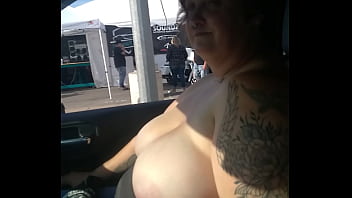 Momma flashing