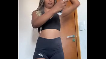 Vamos na academia comigo amor