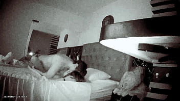 Cachando de misionero en el hotel completo