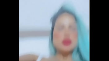 Gostosa do cabelo azul