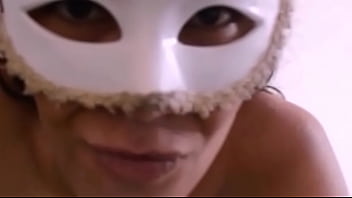 Jorrando no rosto dela