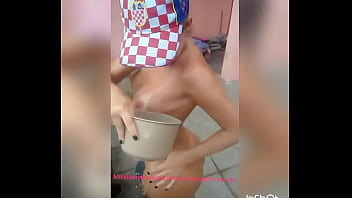 Extremely sexy latina strips naked bathes out door