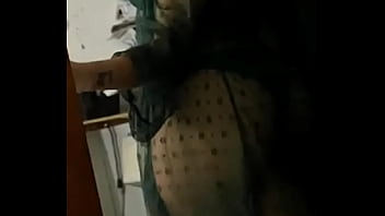 Esmeralda ready to squirt