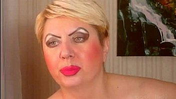 Blone granny pussy fisting