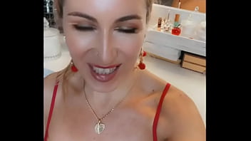 Coucou les zamours passez un excellent samedi