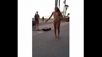 Sommer ray enjoying the music