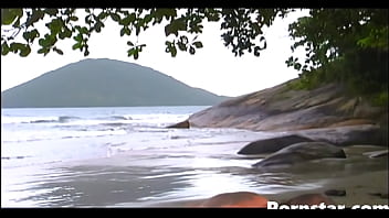 Outdoor sex has gisele prodo creaming all over a big dick