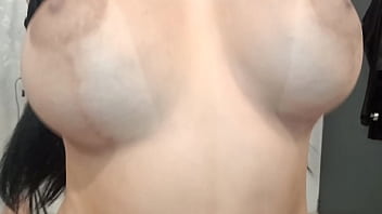 Rica mamada de guebo y luego lo monto con mi gran culo