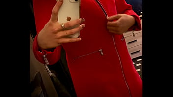 Coucou tout le monde vous allez bien sa vous dis de voir se qui se cache