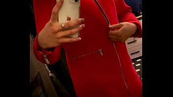 Coucou tout le monde vous allez bien sa vous dis de voir se qui se cache