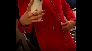 Coucou tout le monde vous allez bien sa vous dis de voir se qui se cache