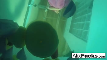 Lesbian sluts have some wet wild fun