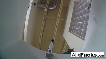 Lesbian Sluts Have Some Wet Wild Fun thumbnail