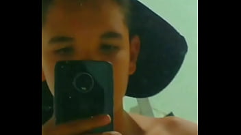 Novinha safada gosta de rebolar pro macho