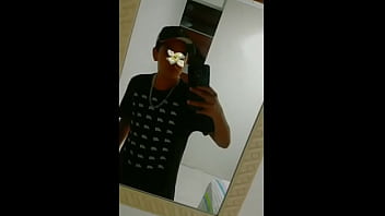 Novinha safada gosta de rebolar pro macho