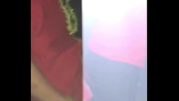 Colorada de desemdecia millonario le da a lo revoltoso