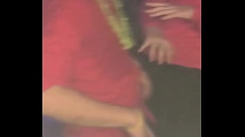 Colorada de desemdecia millonario le da a lo revoltoso