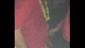 Colorada de desemdecia millonario le da a lo revoltoso