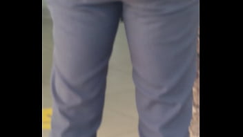 En la fila del banco me encontré a esta delicia