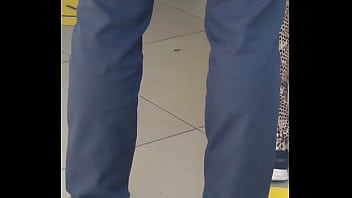 En La Fila Del Banco Me Encontré A Esta Delicia thumbnail