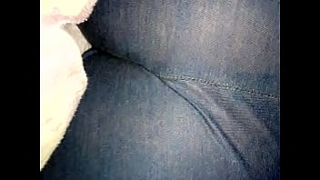 Tiene alto culo la amiga