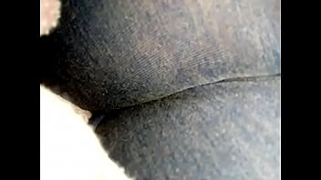 Tiene alto culo la amiga