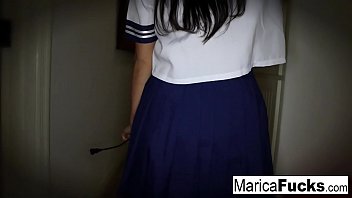 Hot babe rubs her pussy