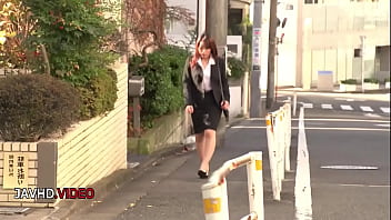 Secret office rendezvous ends with intense japanese hardcore scene