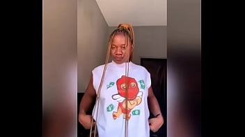 Fingering dildo and squirting