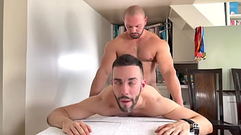 Bande Annonce Scènes De Baises Chaudes De Beaux Mecs Français Sans Tabou Et Au Jus à Paris thumbnail