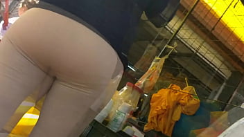 Candid Big Ass thumbnail