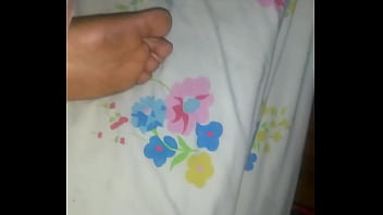 Feet cum