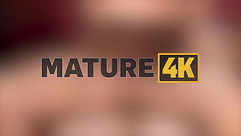 Mature4k nymfa tricked her neighbour and showed him a female orgasm