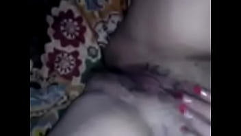 Yummy latina rubbing wet clit from new jersey