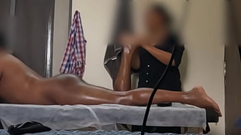 Showing bum to spa lady