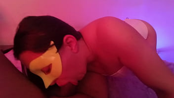 Le puse el corset de mi esposa a mi empleada del servicio domestico es una puta me encanta follar su enorme vagina amo sus enormes tetas 1