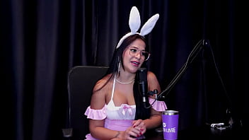 Voltou a criar conteúdo pornô com sexo anal fez gangbang explorou outros fetiches transou em uma igreja e dar o cu sem doer é alice vasconcelos watch sheer red especial páscoa