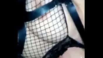 Vibrador na cona e leite na boca Vibrador na cona e leite na boca