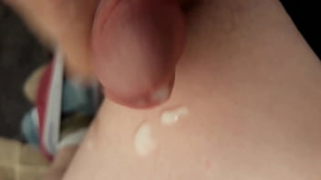 Jerk off til cum shot