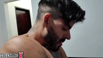 Meu padrasto foi ao mercado e eu comi minha meia irmã 8 9