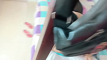 Esta vez mi compañera de cuarto me espero con muy poca ropa y en mi cama la muy cachonda no se quizo subir a la cama si no en mi polla parte 1 Esta vez mi compañera de cuarto me espero con muy poca ropa y en mi cama la muy cachonda no se quizo subir a la cama si no en mi polla parte 1
