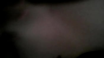 Amiga jugando con sus senos parte 2