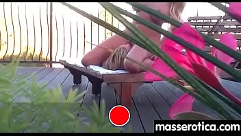 Young girl has session with nasty lesbian